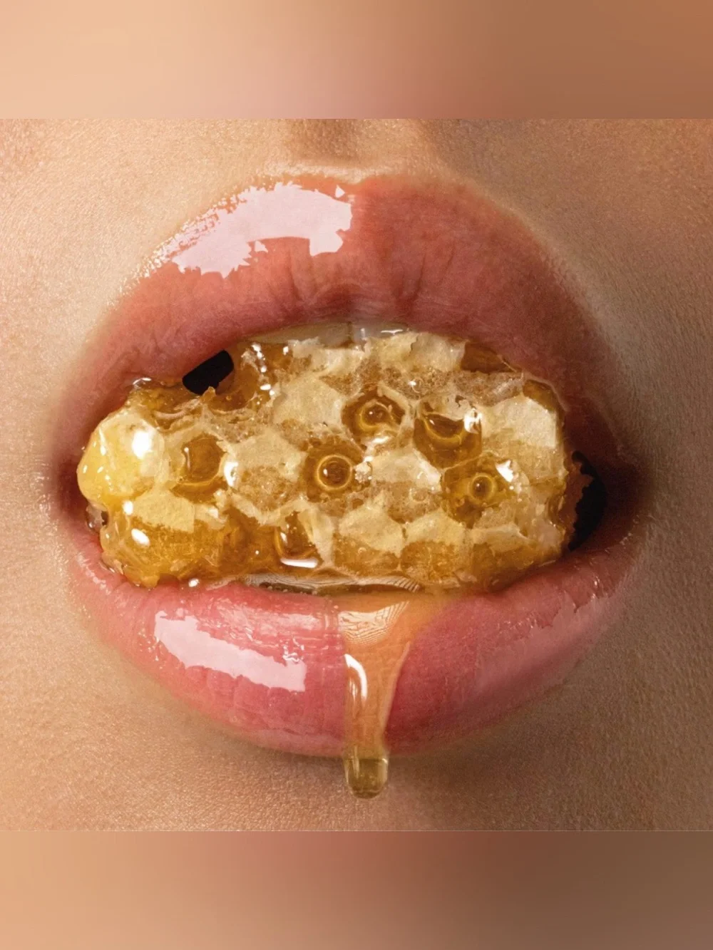 Gisou Honey Gold Honey Infused Lip Oil - Gold